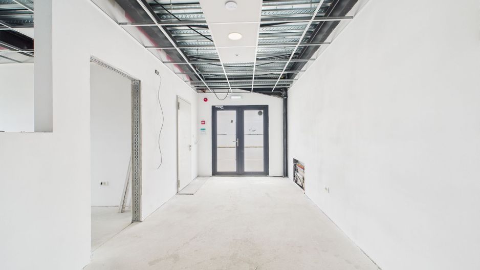 Hală Modernă, în zona Aeroport – 949 mp Utili - Poză 7