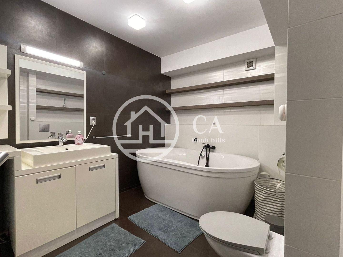 Apartament de vanzare cu 3 camere Lux  în Nufarul Plazza, Oradea - Poză 12