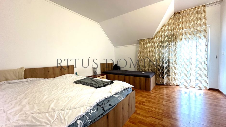 Vila Superba cu 6 Camere, Amenajata Echipe Muncitori, Oncea, 200mp - Poză 6