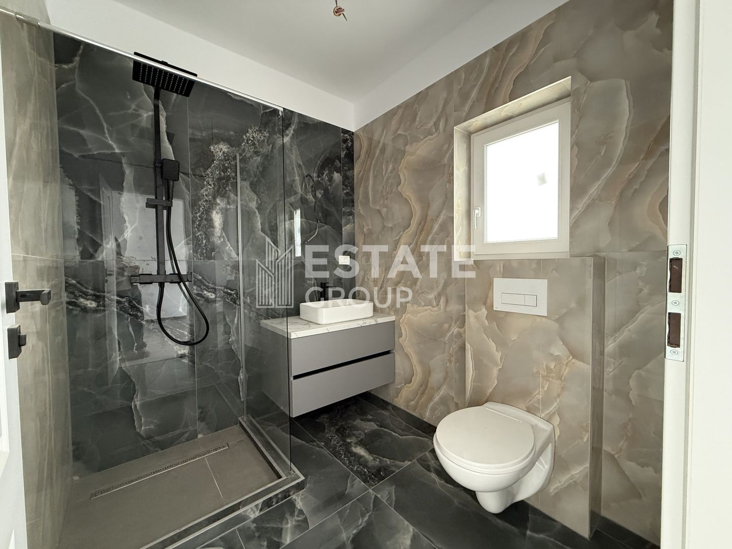 Duplex cu 4 camere in Mosnita Noua - Poză 6