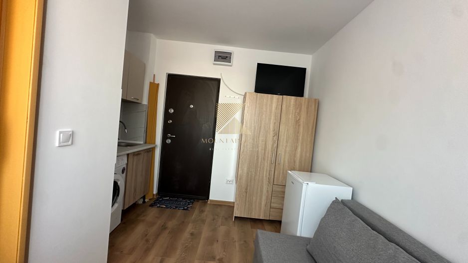 Camera cu baie, renovata complet, Str. Serii 2, prima inchiriere - Poză 3