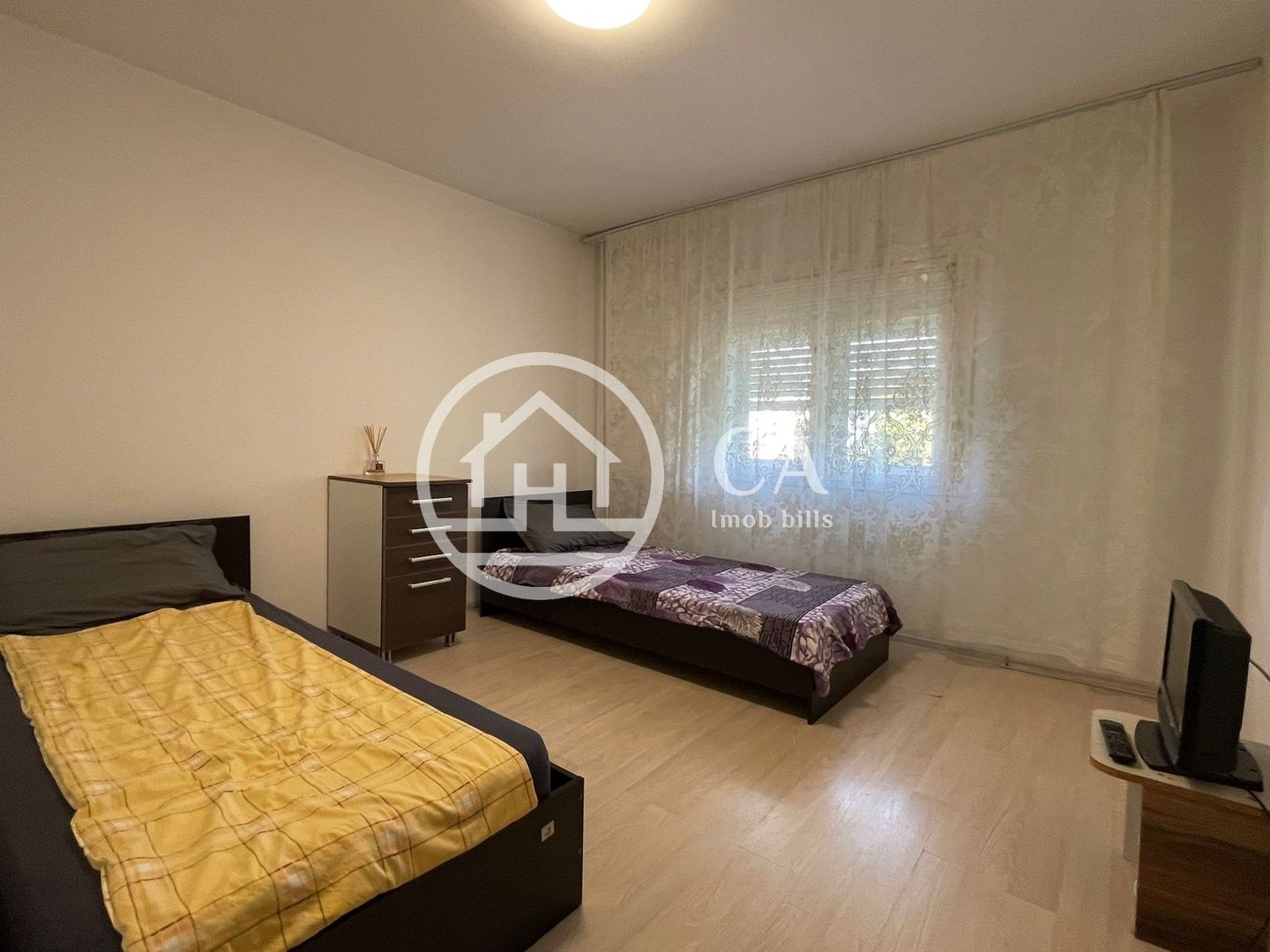 Apartament cu 3 camere de inchiriat in zona Rogerius, Oradea - Poză 5