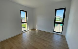 Apartament de vanzare - 3 camere + terasă 300 mp | Calea Moldovei - Poză 19
