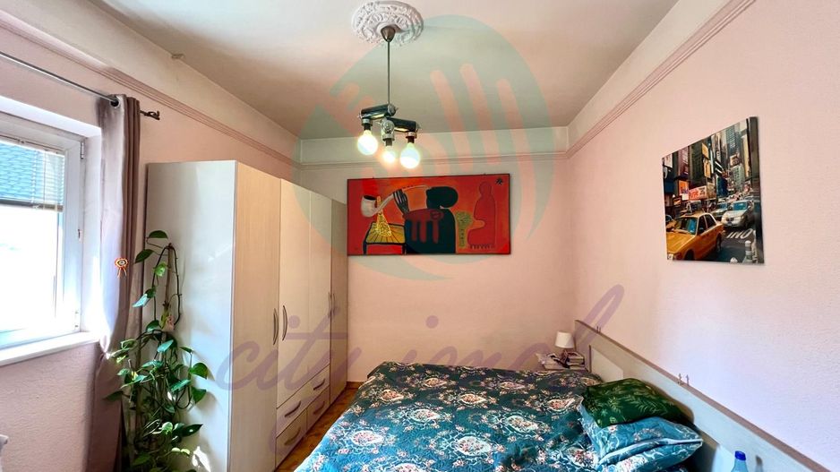 2 Camere in Vila - Pod Basarab-Curte generoasa - Poză 6