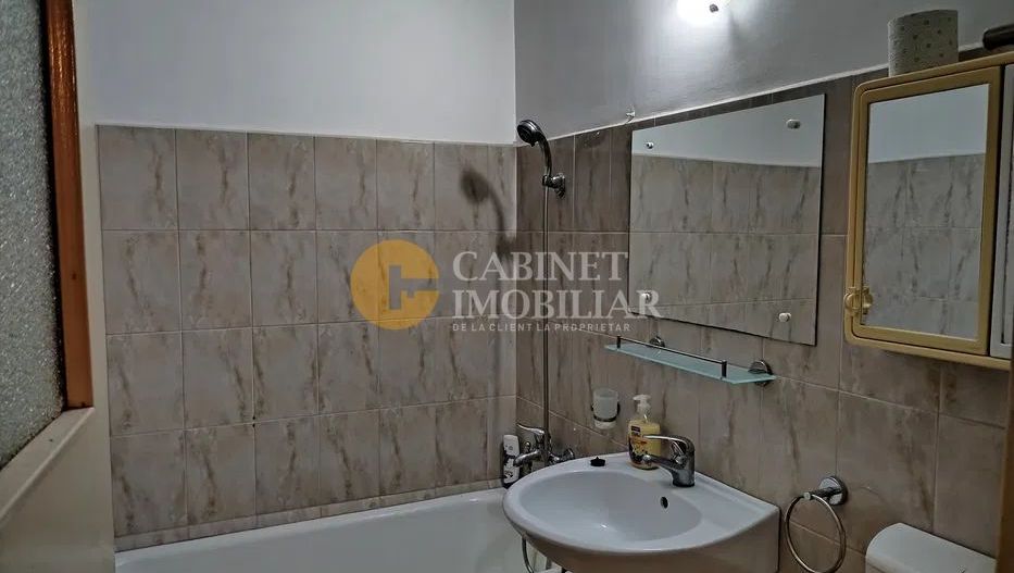 CENTRAL - SFANTUL LAZAR - 3 CAMERE DECOMANDAT - BLOC 1982 - Poză 7