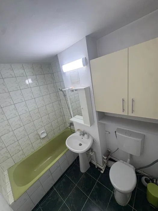 Apartament 2 camere 60 mp-zona Nicolina-Belevedere - Poză 8