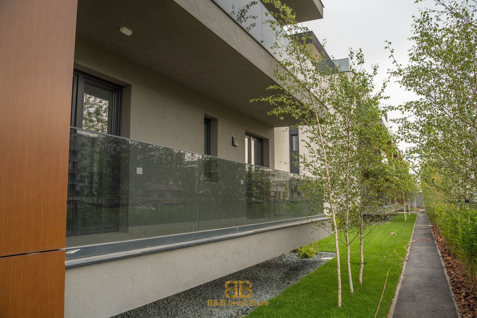 Apartament 2 camere cu Terasa independent energetic panouri solare - Poză 4