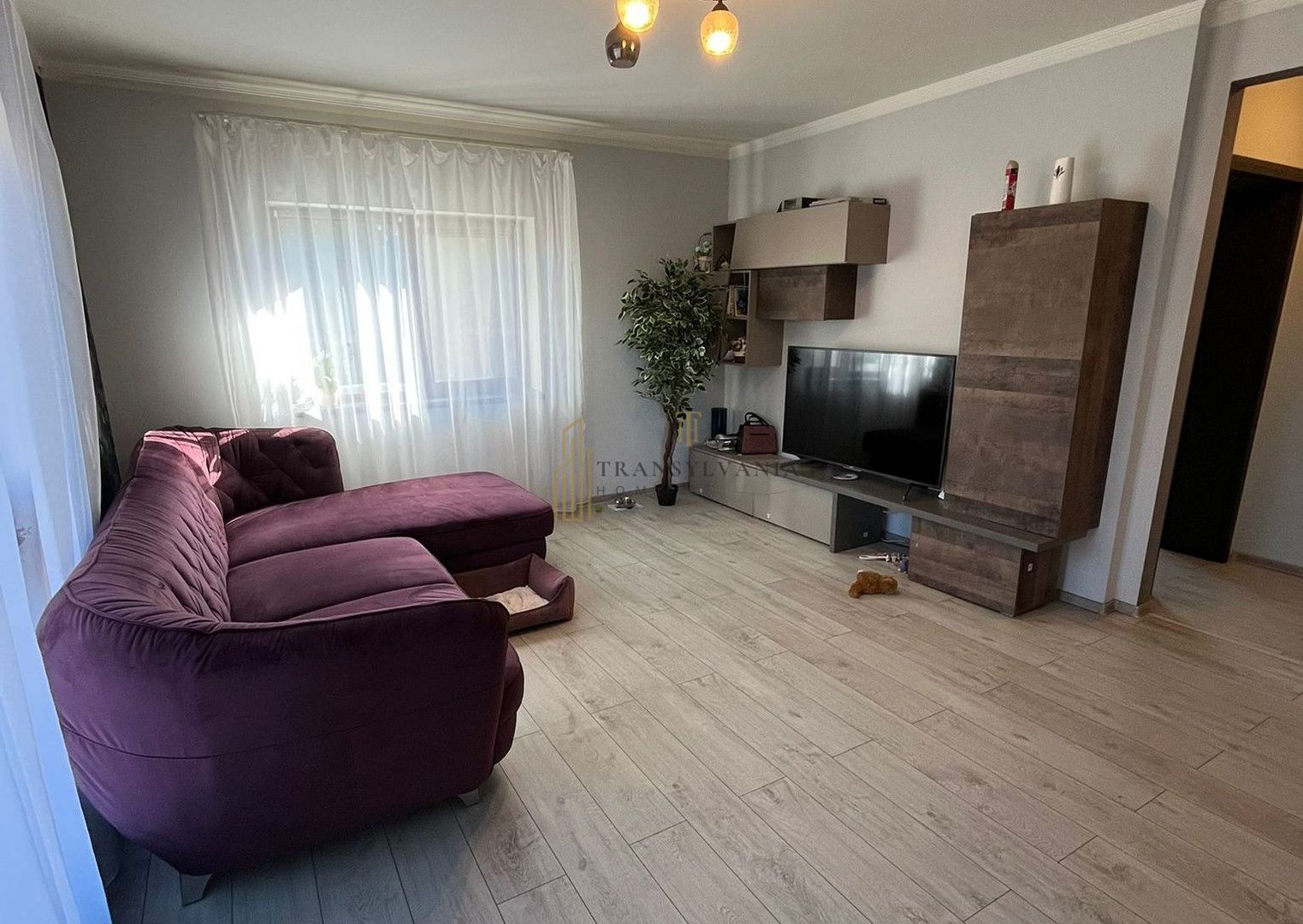 Apartament 3 camere, 66 mp utili, Cisnadie - Poză 1