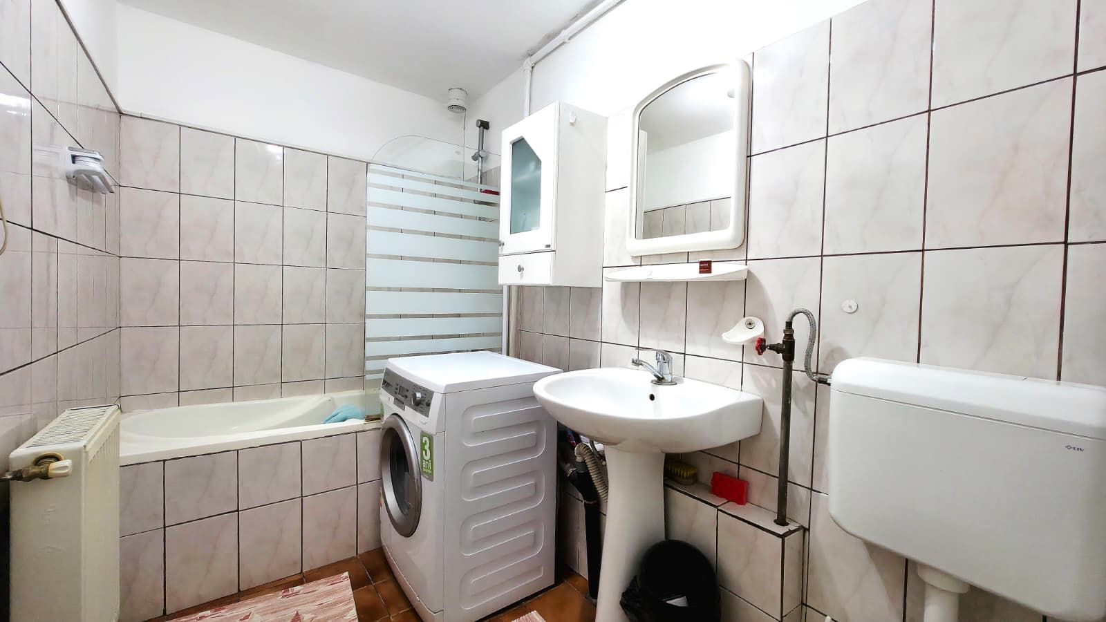 Oportunitate Unică: Casă cu 4 Camere, Curte Generoasă și Îmbunătățiri - Poză 23