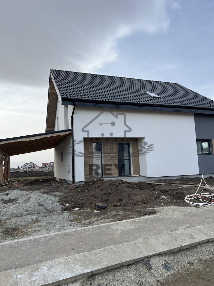 Teren cu PUZ, utilități și autorizație de construire/casă unifamilială - Poză 10