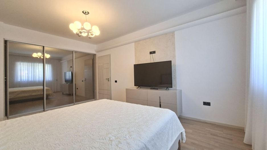 Inchiriere apartament 3 camere centru Ultramodern-Bloc nou - Poză 5
