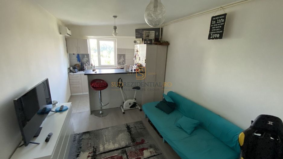 Apartament cu 2 camere, semidecomandat, metrou Berceni, Comision 0% - Poză 1