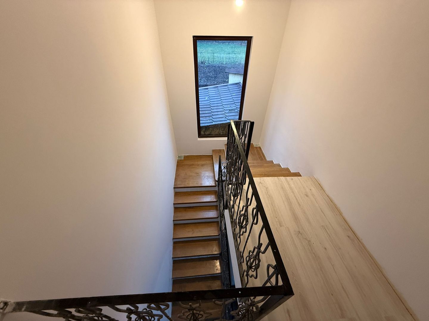 CASA DE INCHIRIAT RADAUTI | IDEAL PENTRU CRESA DE COPII | - Poză 19