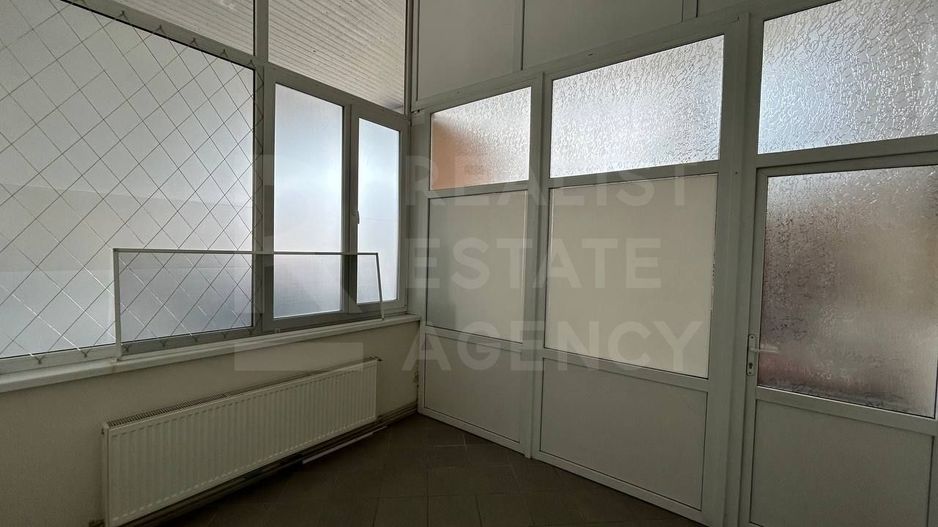 Chirie, spațiu comercial, 47 mp str. Ștefan cel Mare, Bălți - Poză 9