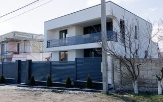 Vânzare, Hi-Tech, 2 nivele, 4 camere, strada  A. Lăpușneanu, Budești - Poză 1