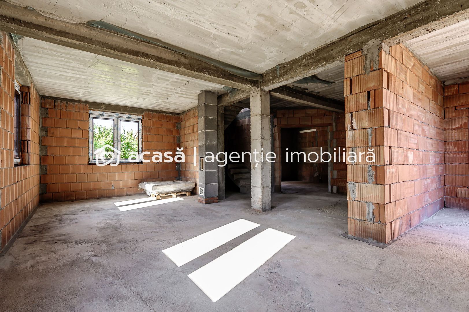 Casa noua 5 camere, la rosu, în Sofronea comision 0 la cumpărare - Poză 6