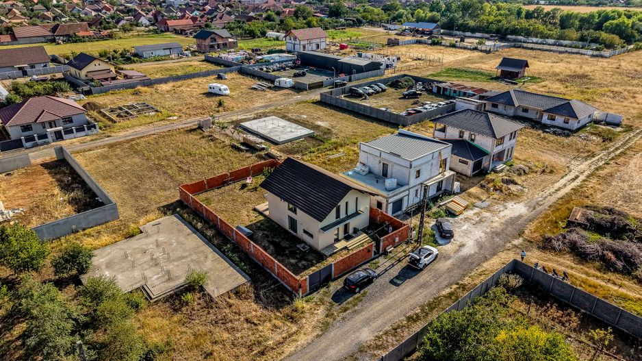 Casa noua la cheie cu teren generos de vanzare in Pecica Comision 0 - Poză 13