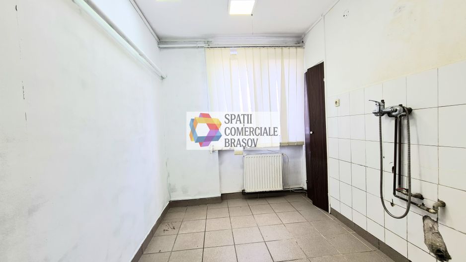 Spatiu comercial de închiriat cu vad Brașov - 55 mp # plus-imo.ro - Poză 6