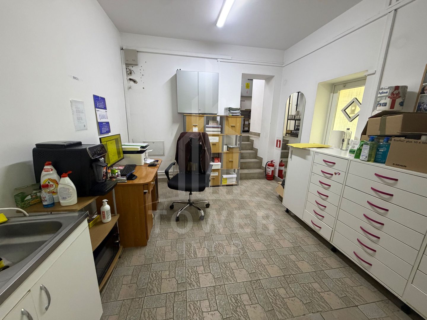 Spațiu Comercial de Închiriat | Ideal pentru Farmacie - Poză 7