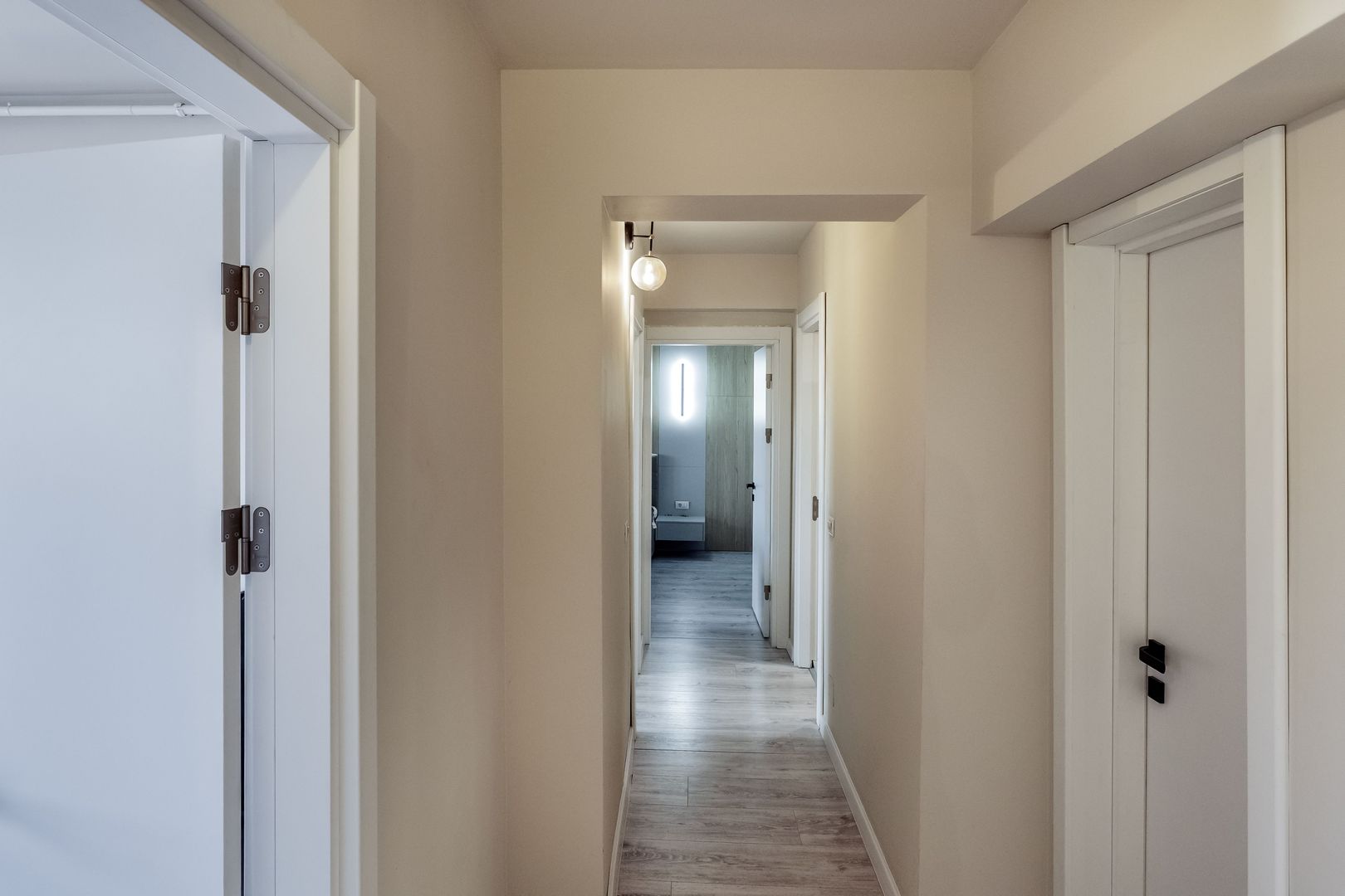 Apartament de vanzare 3 camere - Ultracentral - Poză 8