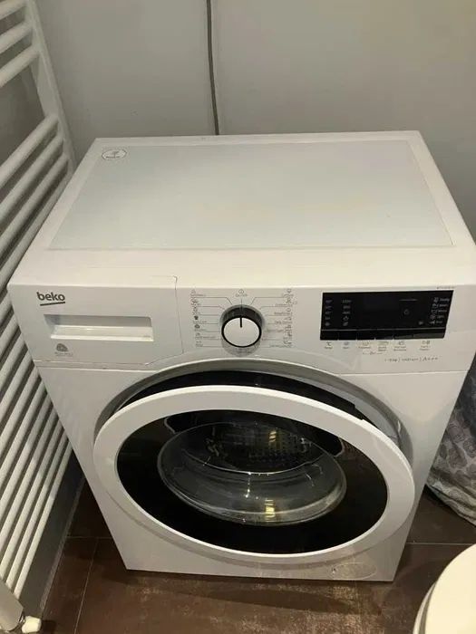 Apartament superb, trei camere cu parcare subterana, zona Dacia - Poză 3