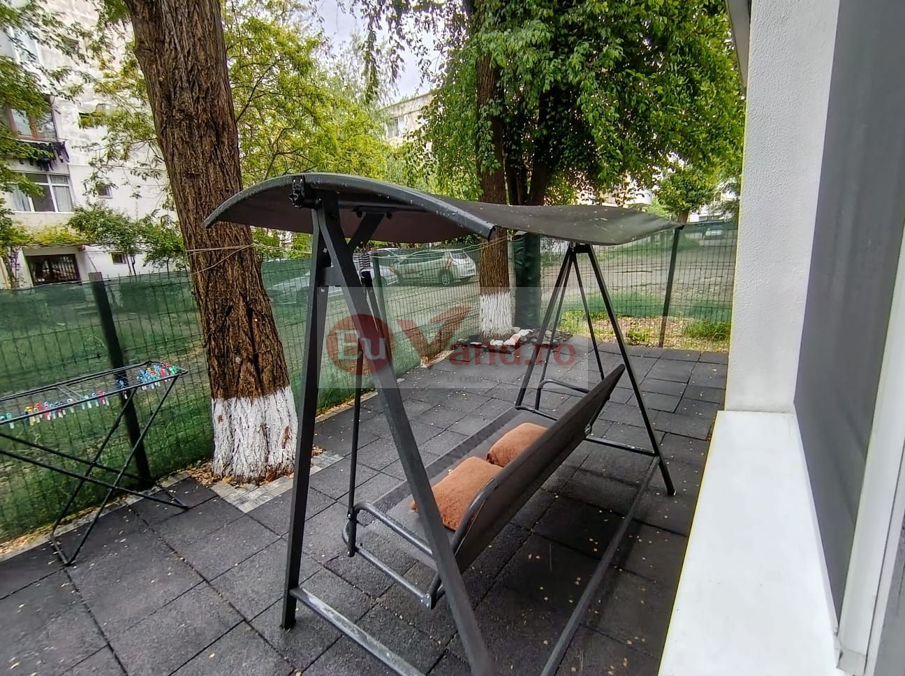 De vanzare apartament 3 camere – Micro 40 – Parter cu gradina, 58.000 euro - Poză 7