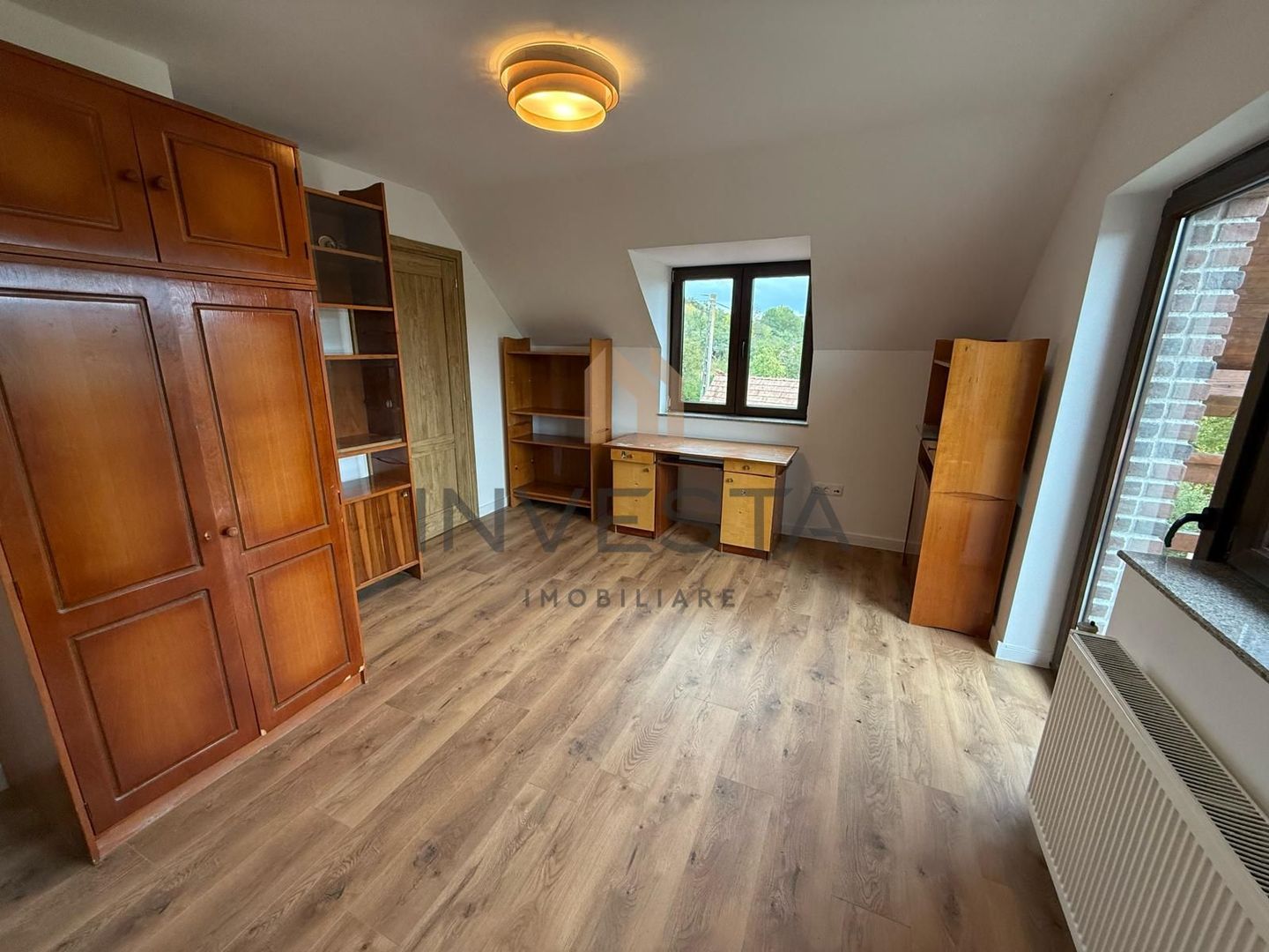 CASA INDIVIDUALA ZONA LINISTITA DEZMIR - Poză 6