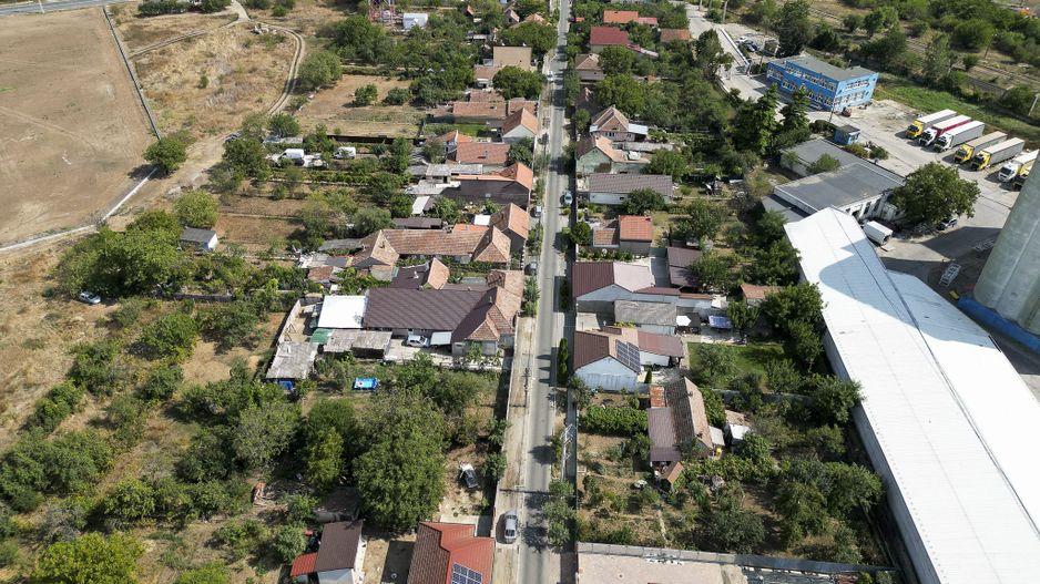 Loc de casă în Poltura Arad - Poză 12