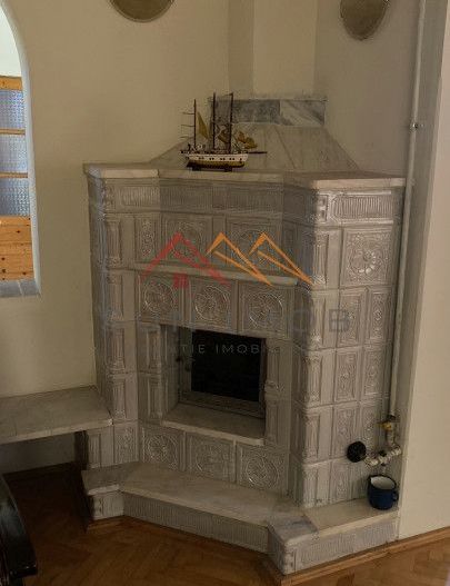 Vila de vanzare, teren 3100 mp, 7 camere, 6 grupuri sanitare, 3 CT, an 1997 - Poză 15