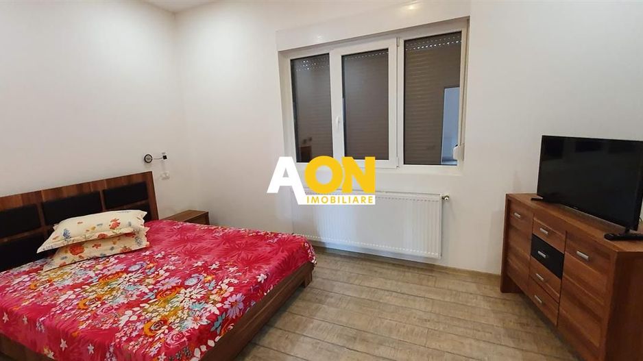 Casa 3 camere 2 bai renovata 655 mp teren Centru - Poză 12