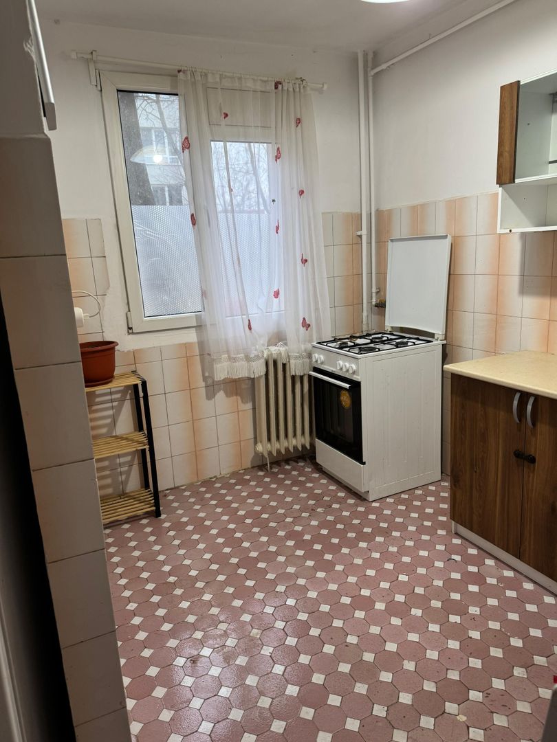 Vânzare apartament 2 camere Titan-Valea Buzaului, 5min metrou 1 Decembrie - Poză 1