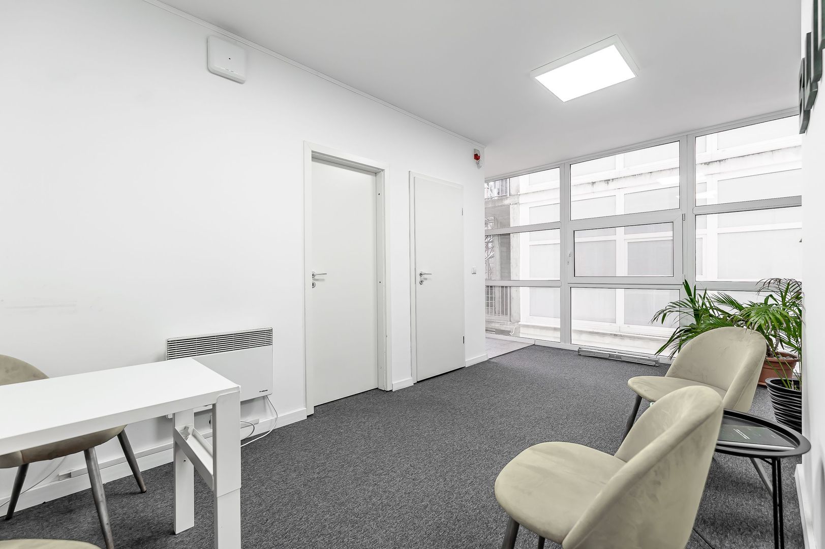 INCHIRIAT Spațiu de birouri ultracentral pe strada Iustin Marsieu - Poză 3