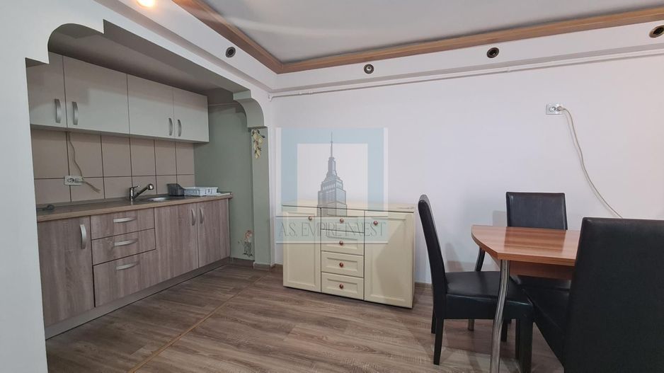 Casa, 4 camere, singur in curte - zona Schei - Poză 16