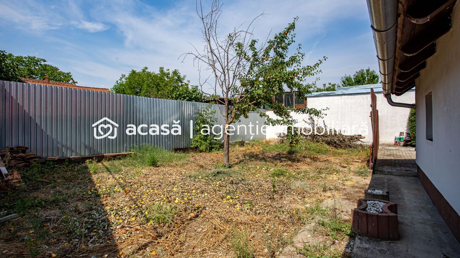 Casă cu 2 camere, renovată, în Bujac - Poză 9