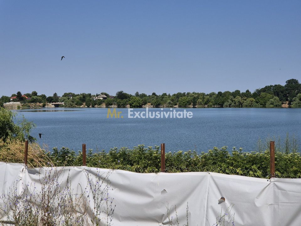 Priveliste spre lac! - Poză 4