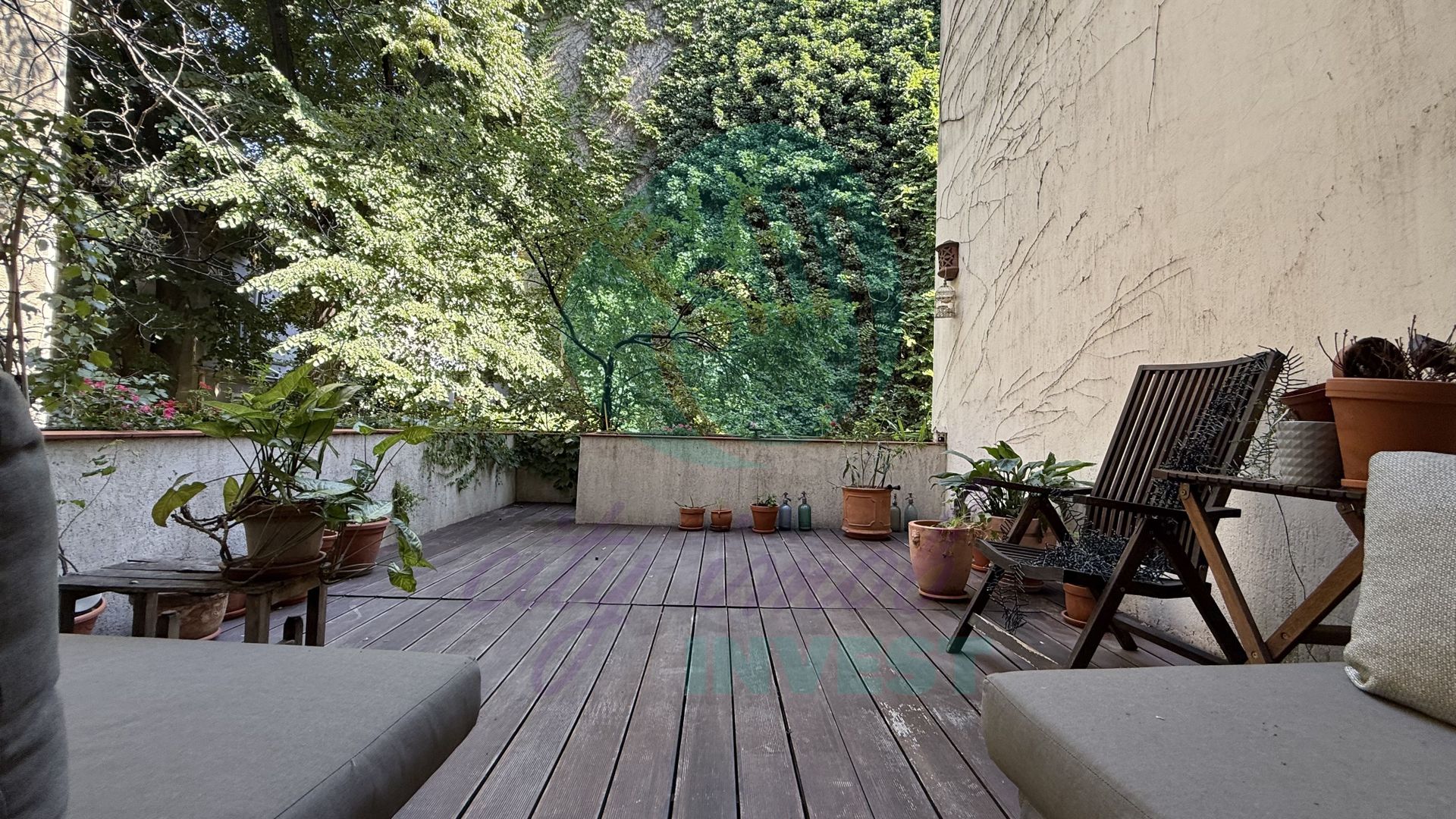 Apartament interbelic cu grădină și garaj - Poză 3