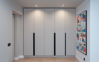 De închiriat apartament, 3 dormitoare + terasă, str. Teatrală 3, Centru. - Poză 11