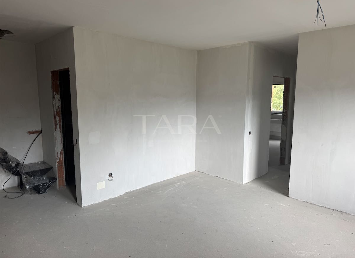 Priveliște, spațiu, libertate – 6 camere în Florești. - Poză 3