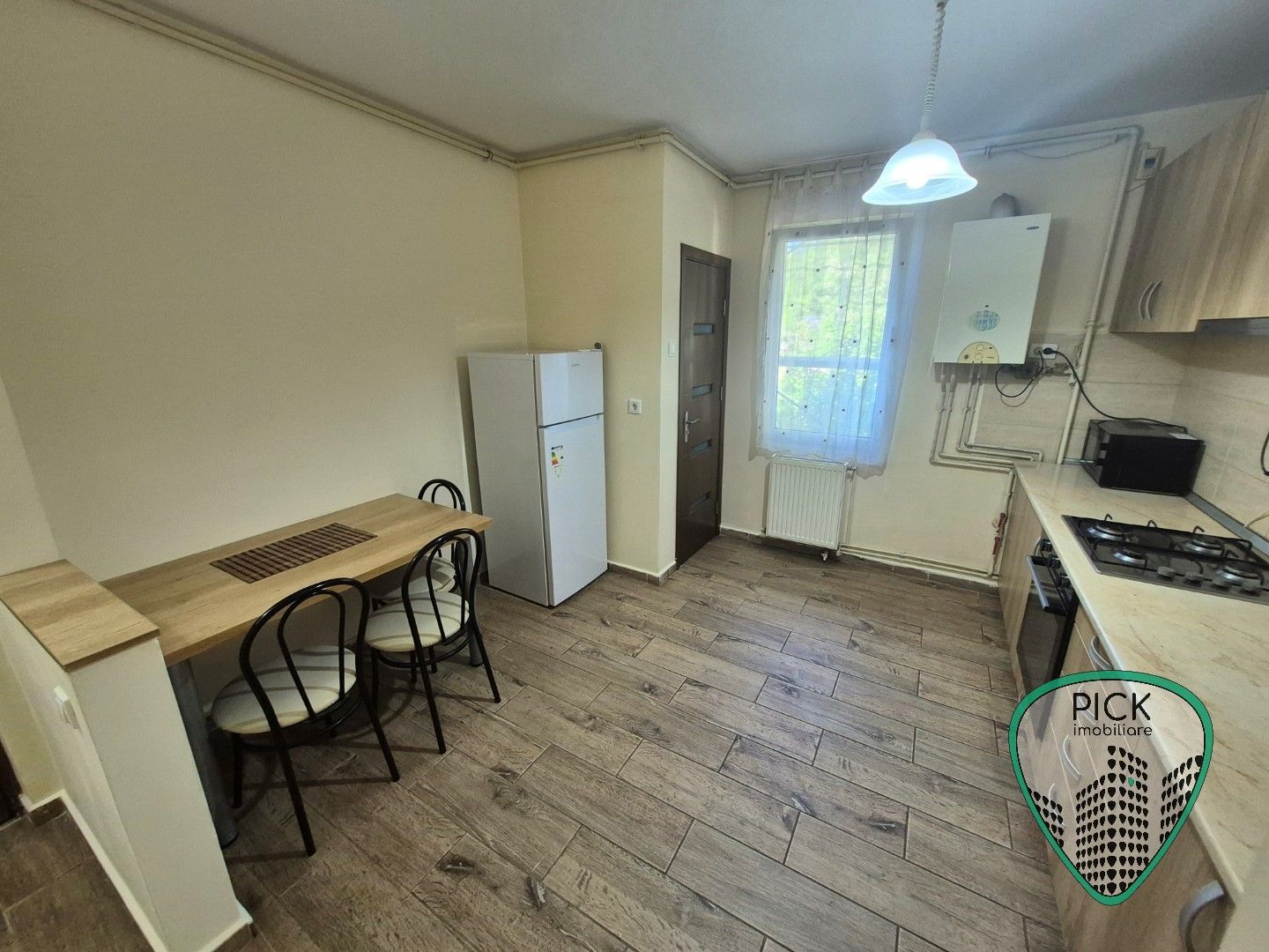 P 4230 Apartament cu 2 camere în Târgu Mureș, 7 Noiembrie - Poză 4