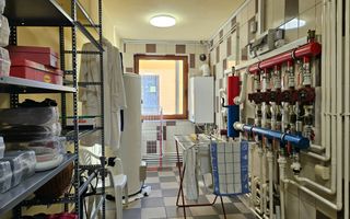 Casă plus Spațiu comercial  741 mp, Teren 906 mp Brasov - zona Blumana - Poză 11