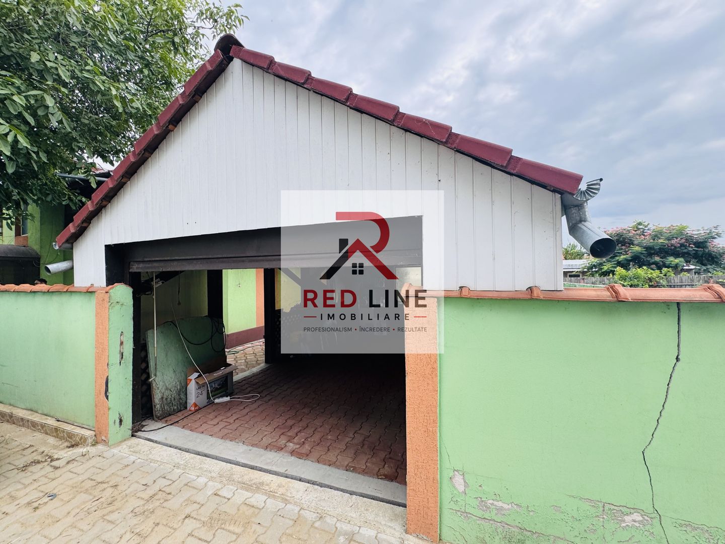 Casa in Simian - la 500 ml. de Dunare  - Exclusiv Red Imobiliare - Poză 4