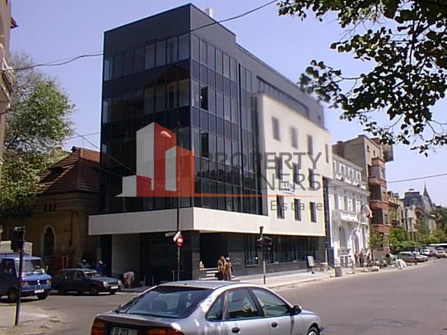 Cladire de birouri  Str. Polona - Str. Mihai Eminescu - Poză 1