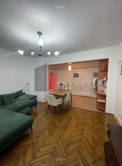 APARTAMENT DE 3 CAMERE - Poză 1