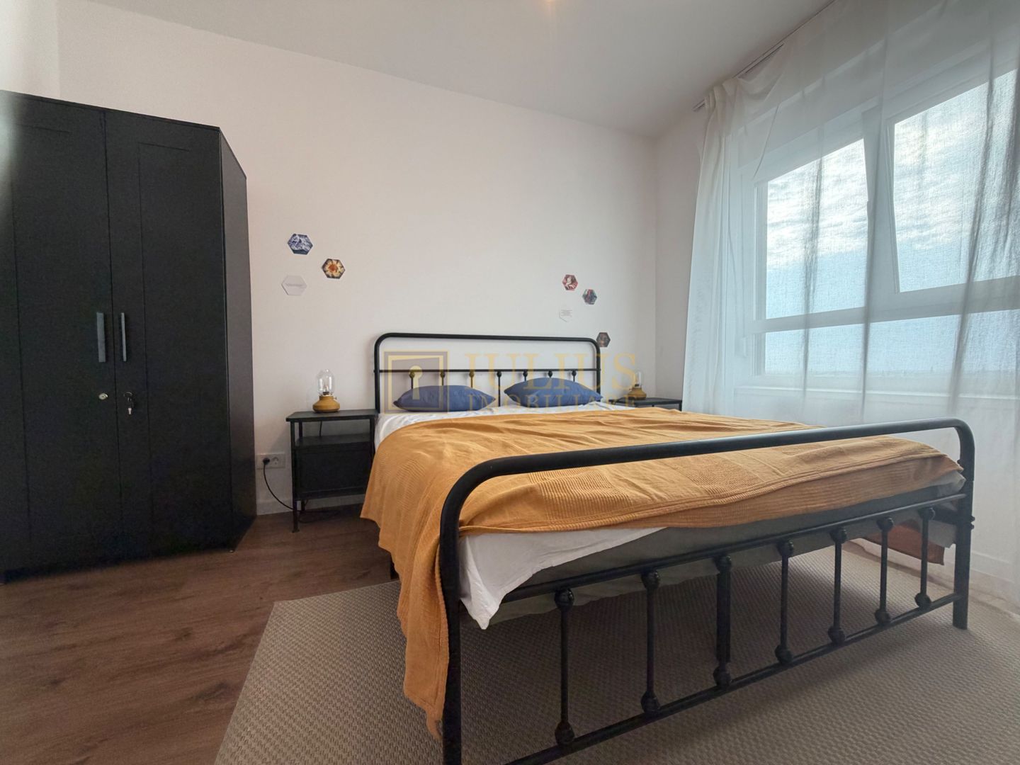 City of Mara M11; mobilat modern, contract inclus. - Poză 16