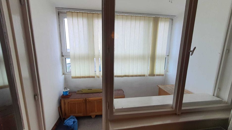 Apartament 3 camere, 75 mp, garaj, boxa subsol - Poză 8