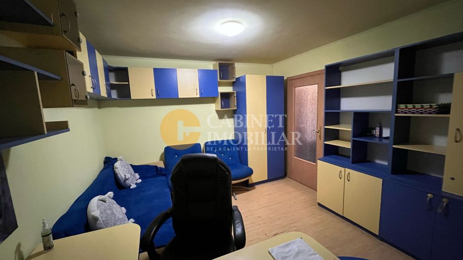 Chirie Podu Ros - 3 camere - Poză 1