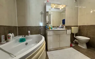 Apartament Elegant de Închiriat – 5 Camere/ 3 Băi, *Arcul de Triumf* - Poză 44
