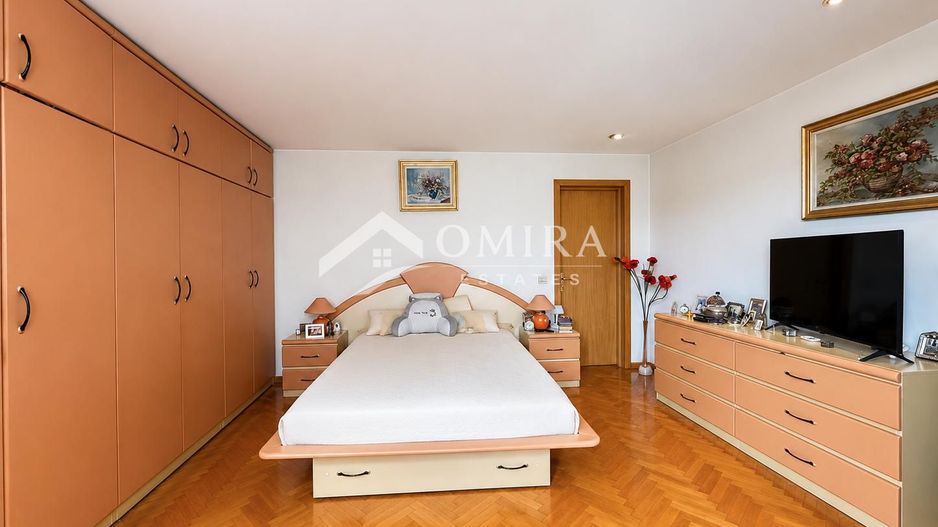Vilă 485 mp | Dorobanți | 4 Dormitoare | 3 Terase | Garaj - Poză 12