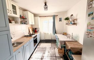 Apartament cu 2 camere, decomandat, Intre Lacuri, zona Oltului !