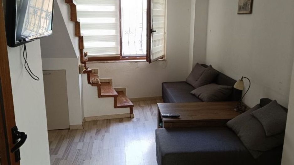 Ap mic si cochet in Piata Ovidiu - Poză 3